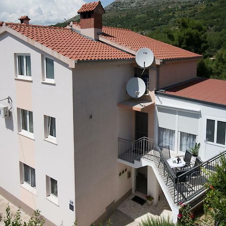 Katarina Apartmani Podstrana Exterior foto