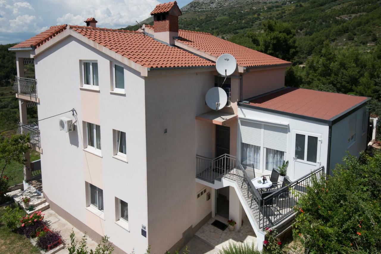 Katarina Apartmani Podstrana Exterior foto